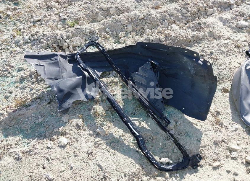 Photo 12 of 2016 Jeep Cherokee ALTITUDE (VIN 1C4PJLAB7GW323921)