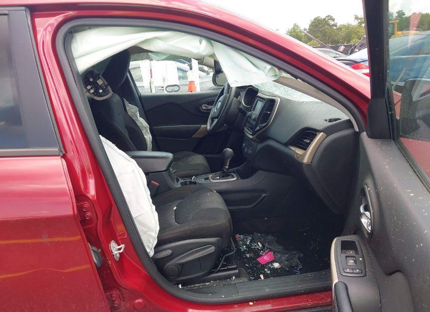 Photo 5 of 2017 Jeep Cherokee SPORT FWD (VIN 1C4PJLAB7HW592860)