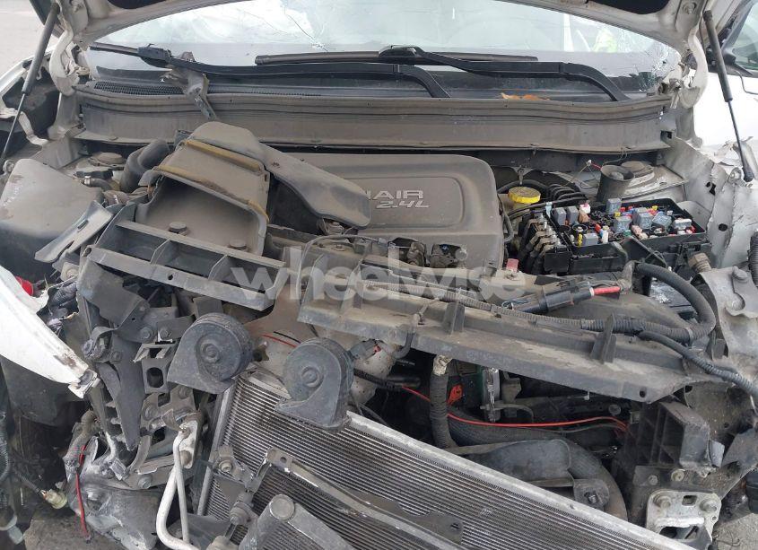 Photo 10 of 2015 Jeep Cherokee SPORT (VIN 1C4PJLAB8FW542210)