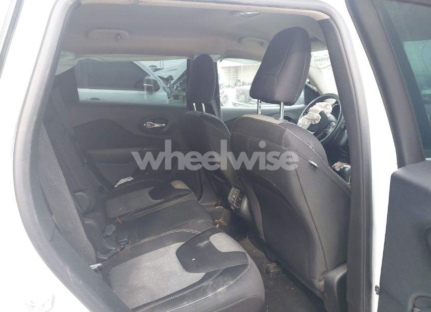 Photo 8 of 2015 Jeep Cherokee SPORT (VIN 1C4PJLAB8FW542210)