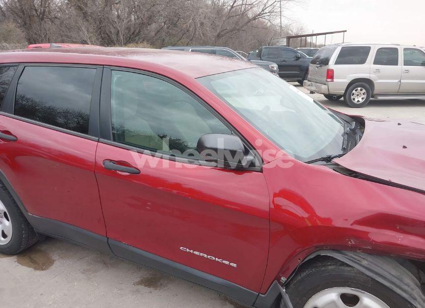 Photo 13 of 2016 Jeep Cherokee SPORT (VIN 1C4PJLAB8GW114946)
