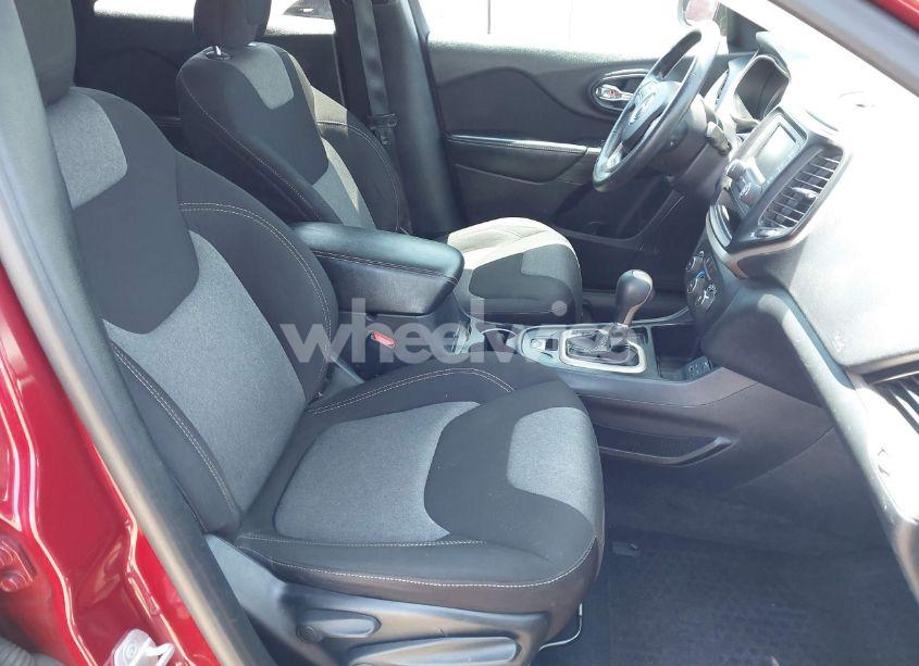 Photo 5 of 2016 Jeep Cherokee SPORT (VIN 1C4PJLAB8GW216912)