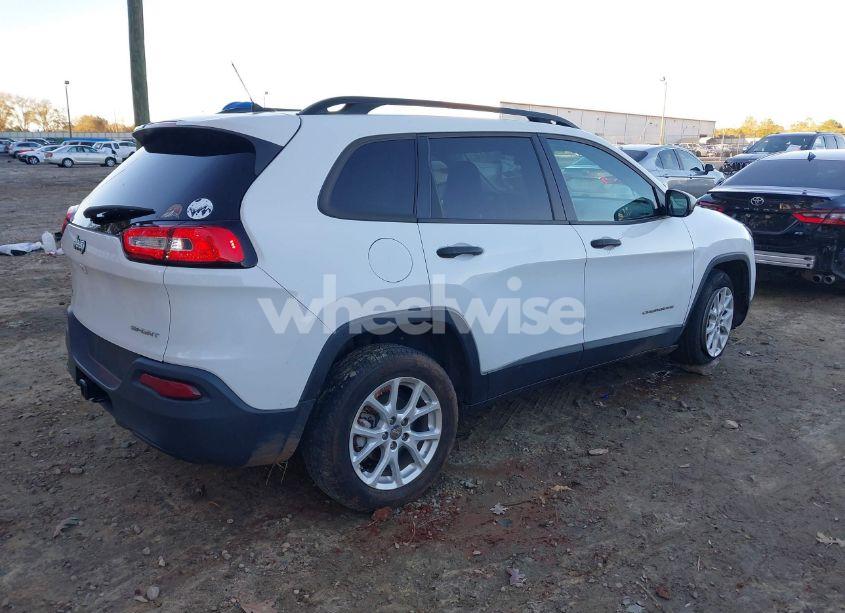 Photo 4 of 2016 Jeep Cherokee SPORT (VIN 1C4PJLAB8GW273546)
