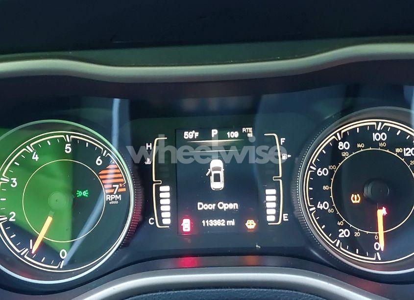 Photo 7 of 2016 Jeep Cherokee SPORT (VIN 1C4PJLAB8GW273546)