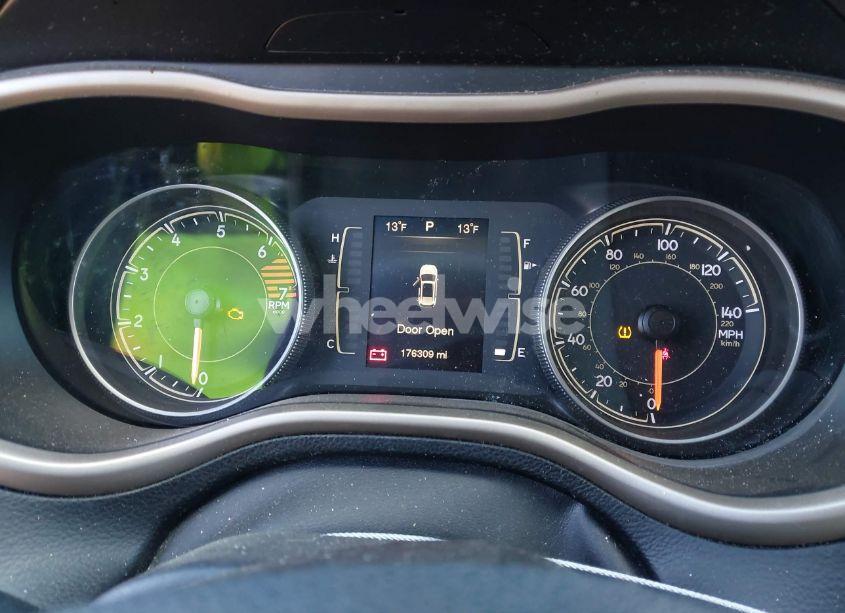 Photo 7 of 2016 Jeep Cherokee SPORT (VIN 1C4PJLAB8GW315374)