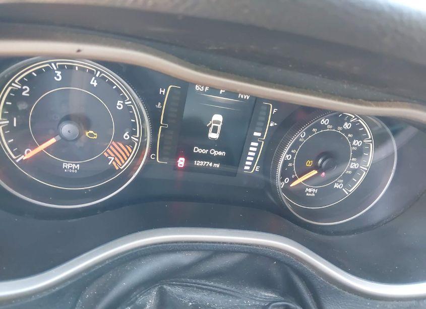 Photo 15 of 2015 Jeep Cherokee SPORT (VIN 1C4PJLAB9FW525903)