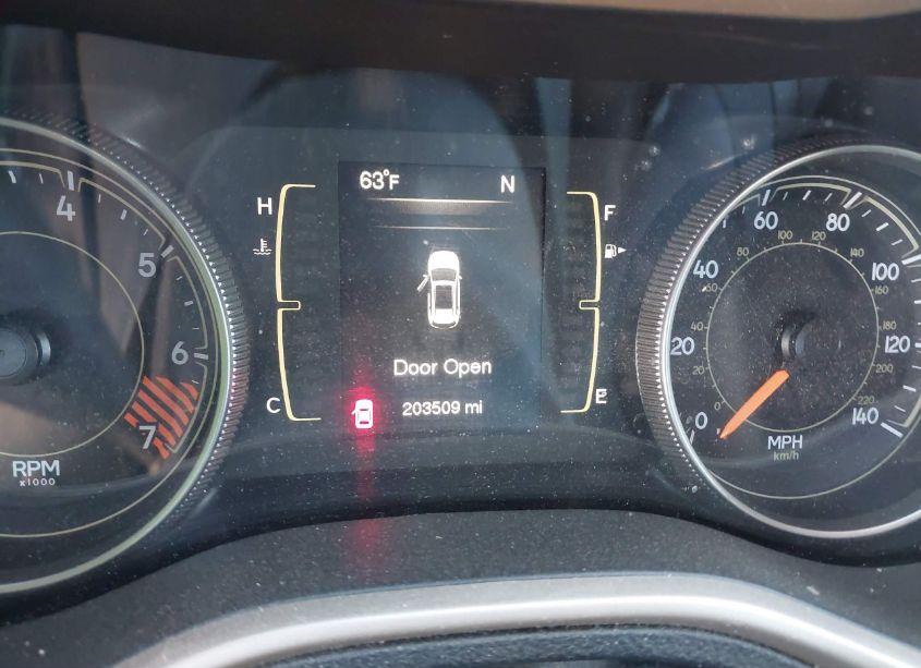 Photo 7 of 2015 Jeep Cherokee SPORT (VIN 1C4PJLAB9FW695078)