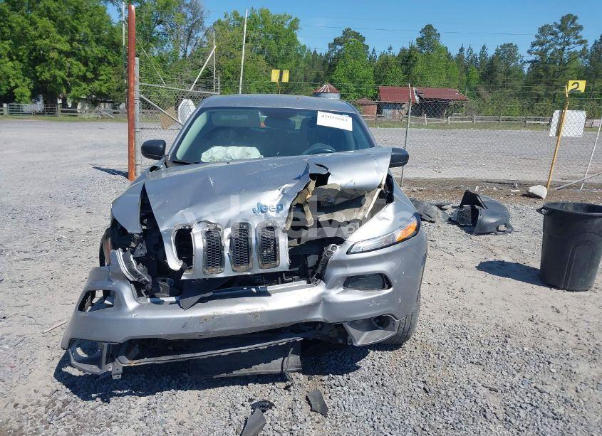 Photo 13 of 2015 Jeep Cherokee SPORT (VIN 1C4PJLAB9FW700411)