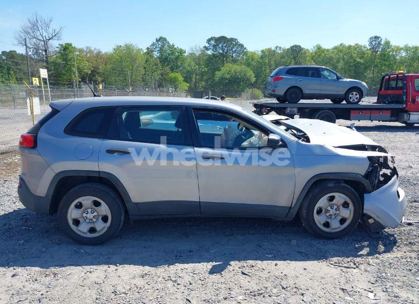 Photo 14 of 2015 Jeep Cherokee SPORT (VIN 1C4PJLAB9FW700411)