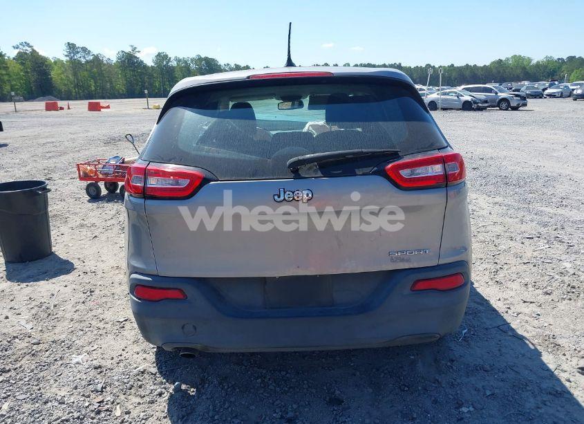 Photo 17 of 2015 Jeep Cherokee SPORT (VIN 1C4PJLAB9FW700411)