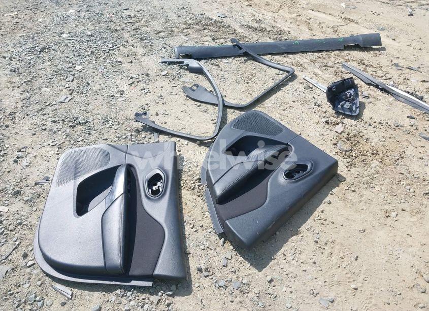 Photo 12 of 2016 Jeep Cherokee SPORT (VIN 1C4PJLAB9GW352580)