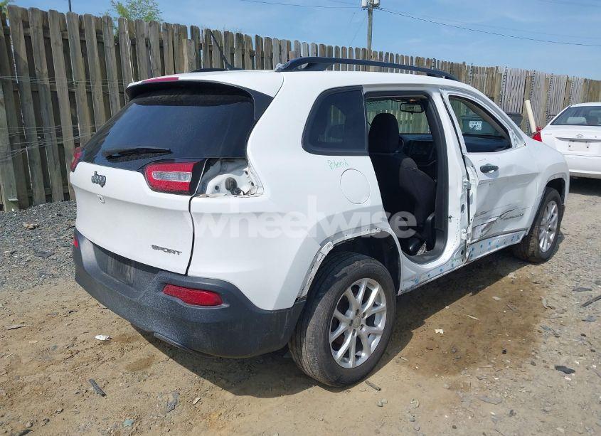 Photo 4 of 2016 Jeep Cherokee SPORT (VIN 1C4PJLAB9GW352580)