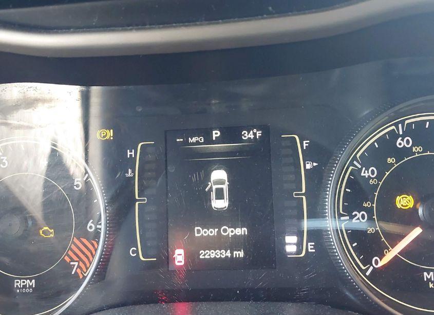 Photo 15 of 2014 Jeep Cherokee SPORT (VIN 1C4PJLABXEW154393)