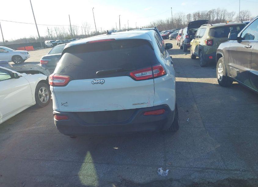 Photo 16 of 2014 Jeep Cherokee SPORT (VIN 1C4PJLABXEW154393)