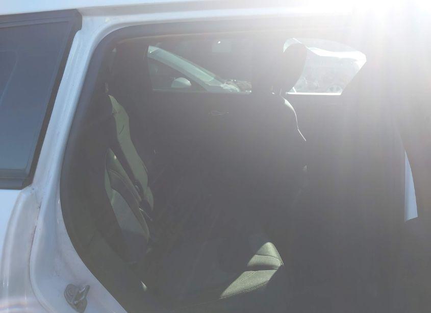 Photo 8 of 2014 Jeep Cherokee SPORT (VIN 1C4PJLABXEW154393)