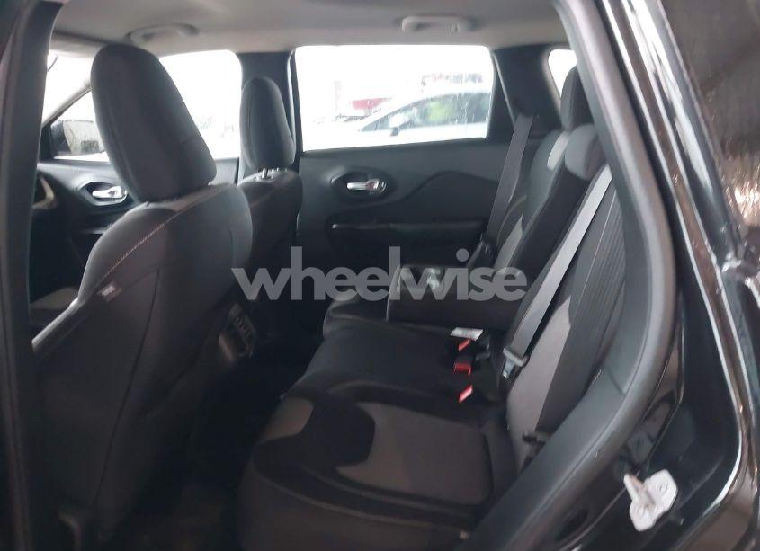 Photo 8 of 2015 Jeep Cherokee SPORT (VIN 1C4PJLABXFW535968)