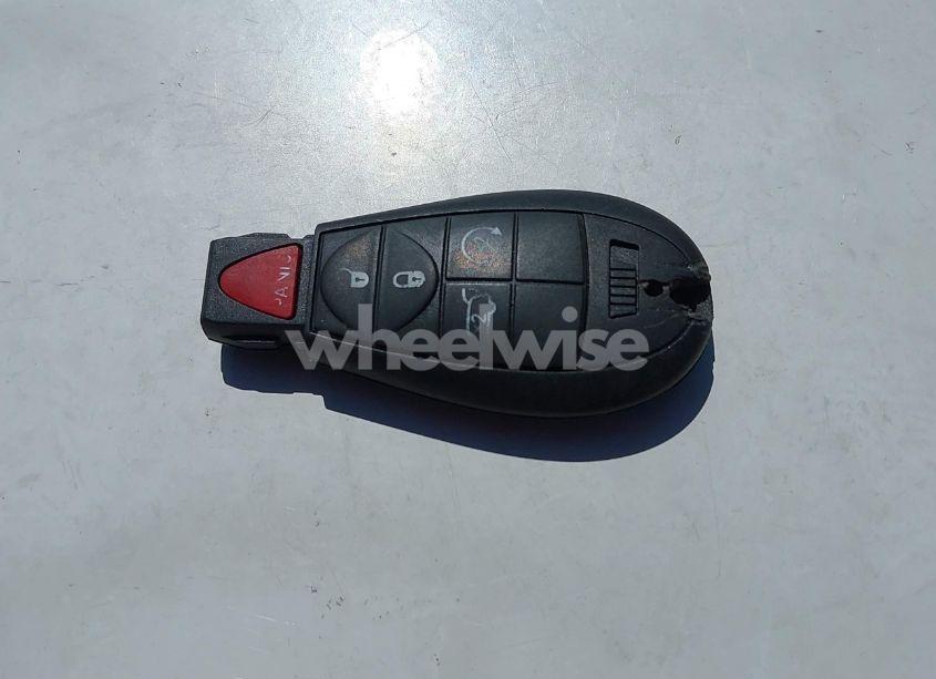 Photo 11 of 2015 Jeep Cherokee SPORT (VIN 1C4PJLABXFW561146)