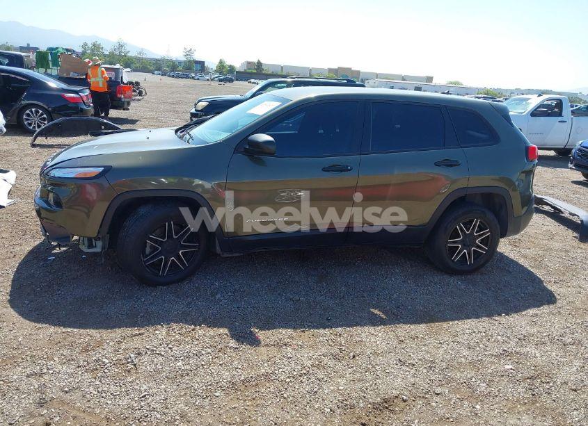 Photo 15 of 2015 Jeep Cherokee SPORT (VIN 1C4PJLABXFW561146)