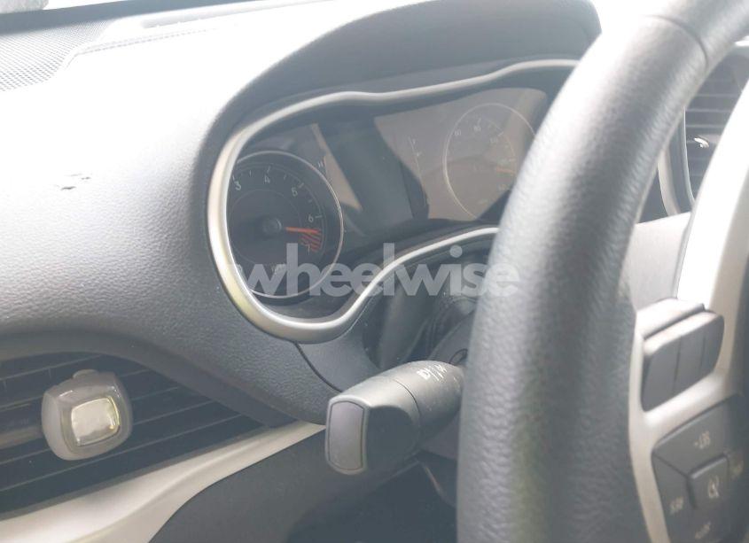 Photo 7 of 2015 Jeep Cherokee SPORT (VIN 1C4PJLABXFW720991)