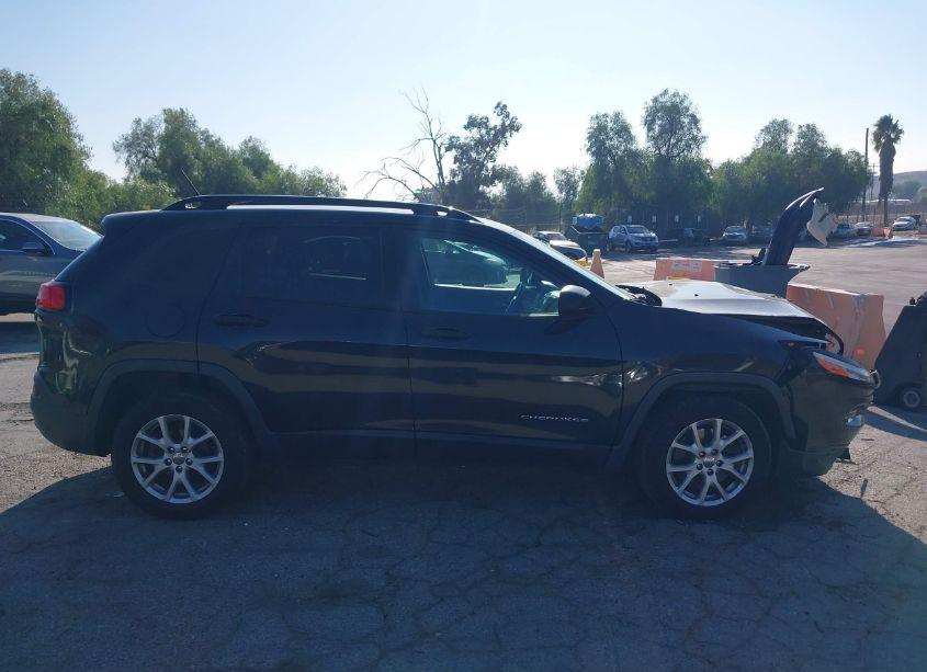 Photo 13 of 2016 Jeep Cherokee SPORT (VIN 1C4PJLABXGW275587)