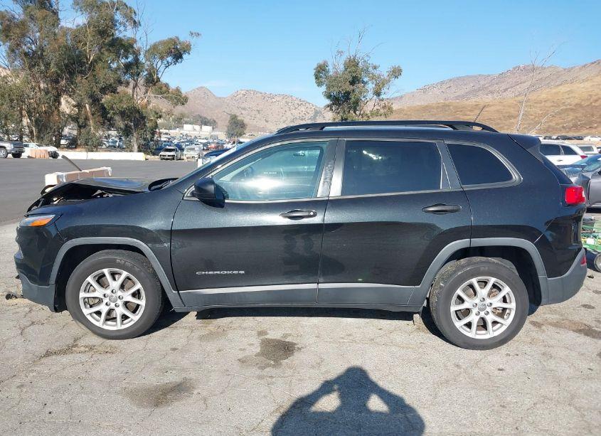 Photo 14 of 2016 Jeep Cherokee SPORT (VIN 1C4PJLABXGW275587)