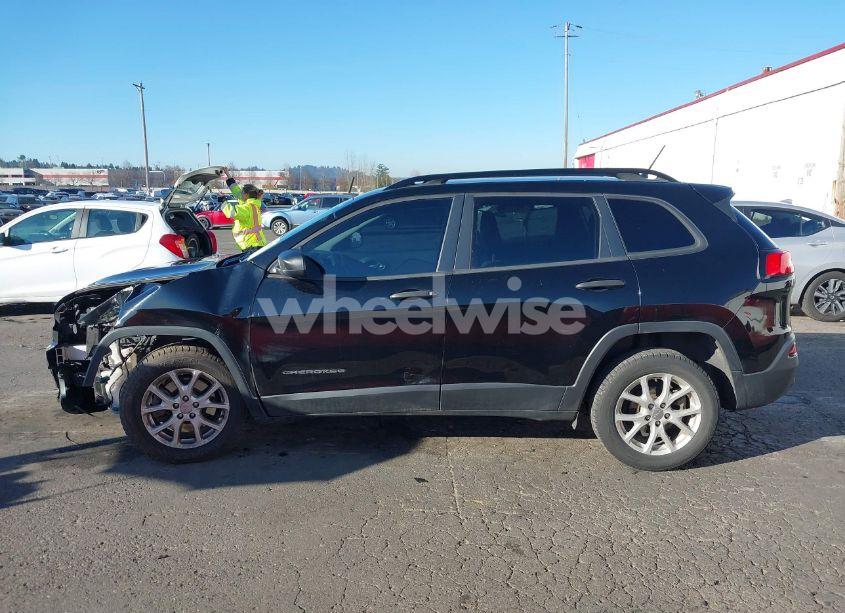 Photo 14 of 2017 Jeep Cherokee SPORT FWD (VIN 1C4PJLABXHW540896)