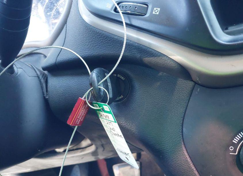 Photo 11 of 2017 Jeep Cherokee ALTITUDE FWD (VIN 1C4PJLABXHW666885)