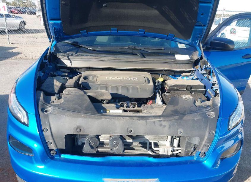 Photo 10 of 2017 Jeep Cherokee ALTITUDE FWD (VIN 1C4PJLABXHW669575)