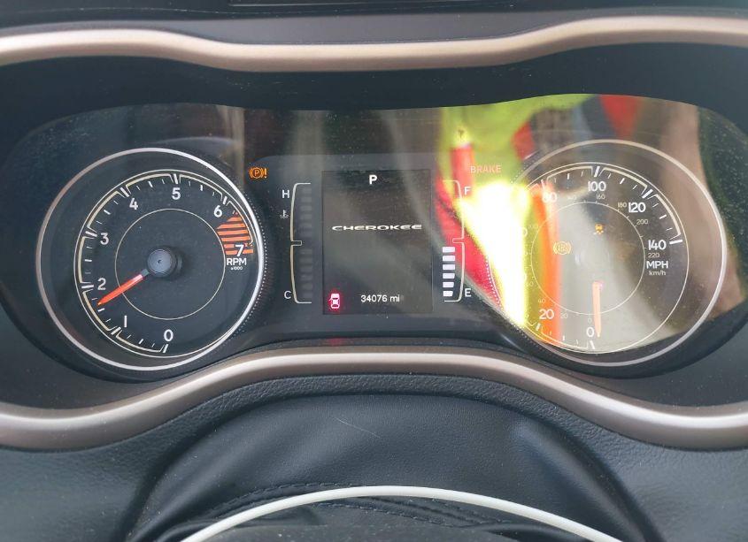 Photo 7 of 2017 Jeep Cherokee ALTITUDE FWD (VIN 1C4PJLABXHW669575)