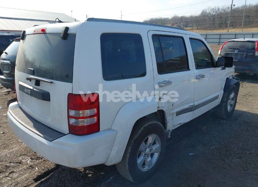 Photo 4 of 2012 Jeep Liberty SPORT (VIN 1C4PJLAK1CW113471)