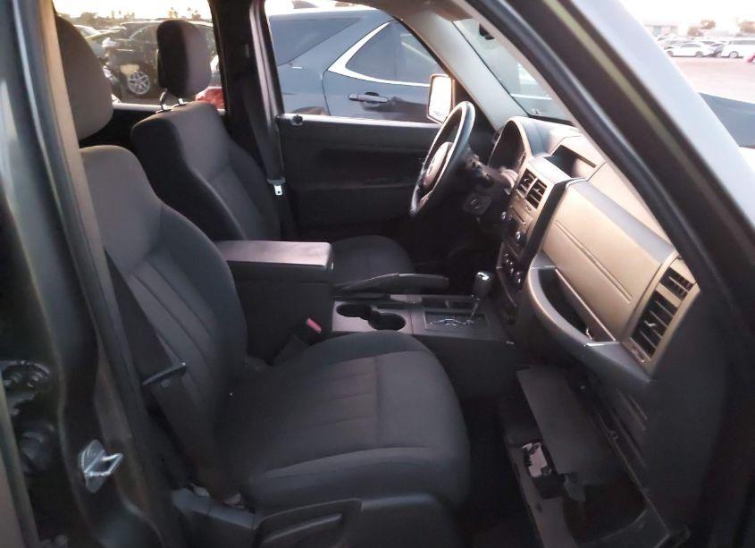 Photo 5 of 2012 Jeep Liberty SPORT (VIN 1C4PJLAK2CW166129)