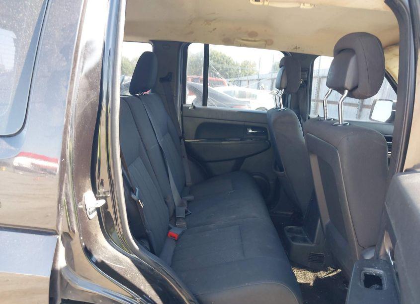 Photo 8 of 2012 Jeep Liberty SPORT (VIN 1C4PJLAK3CW101127)