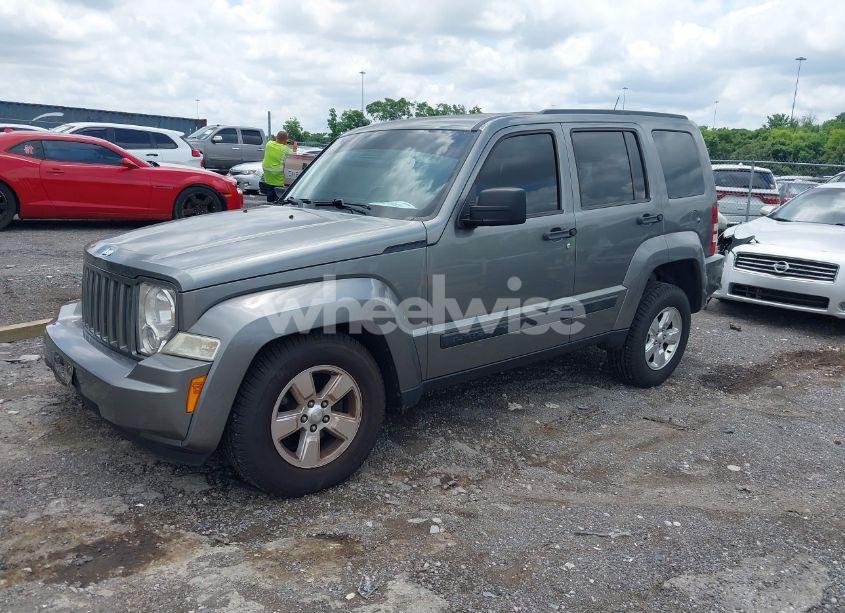 Photo 2 of 2012 Jeep Liberty SPORT (VIN 1C4PJLAK5CW171289)