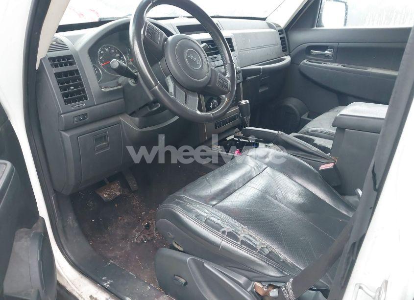 Photo 5 of 2012 Jeep Liberty SPORT (VIN 1C4PJLAK5CW180168)