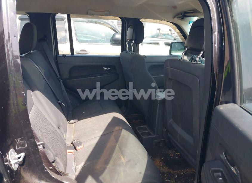 Photo 8 of 2012 Jeep Liberty SPORT (VIN 1C4PJLAK6CW141606)