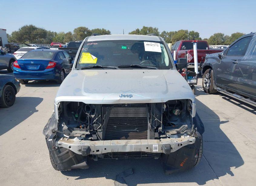 Photo 13 of 2012 Jeep Liberty SPORT (VIN 1C4PJLAK6CW172614)