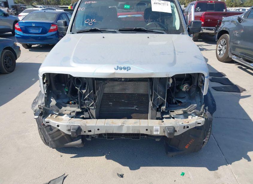 Photo 6 of 2012 Jeep Liberty SPORT (VIN 1C4PJLAK6CW172614)