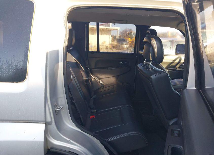 Photo 8 of 2012 Jeep Liberty SPORT (VIN 1C4PJLAK7CW166305)