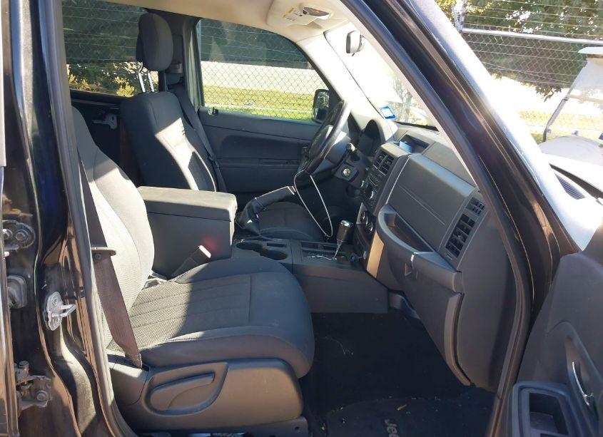 Photo 5 of 2012 Jeep Liberty SPORT (VIN 1C4PJLAK9CW180609)