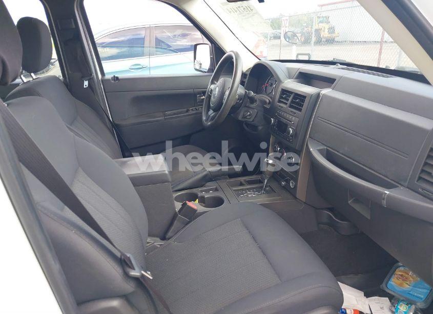 Photo 5 of 2012 Jeep Liberty SPORT (VIN 1C4PJLAKXCW129989)