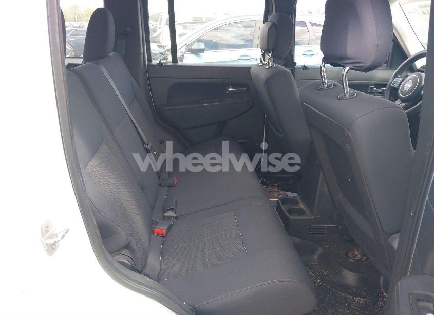 Photo 8 of 2012 Jeep Liberty SPORT (VIN 1C4PJLAKXCW129989)