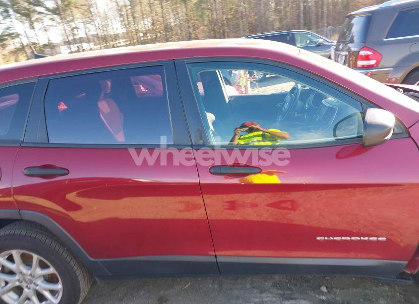 Photo 13 of 2017 Jeep Cherokee SPORT FWD (VIN 1C4PJLAS3HD219553)