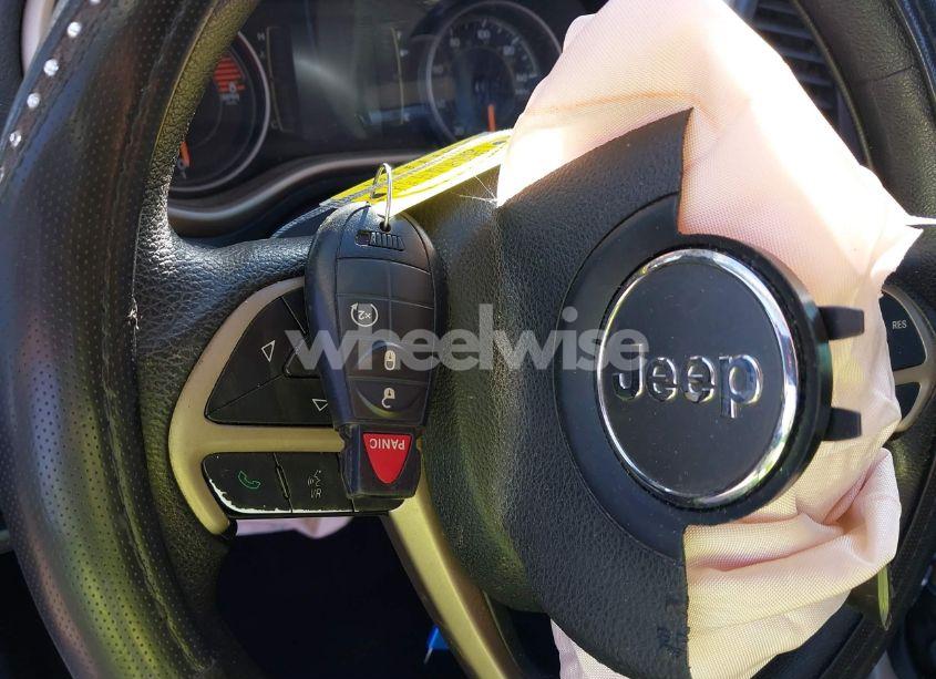 Photo 11 of 2016 Jeep Cherokee SPORT (VIN 1C4PJLAS4GW329417)