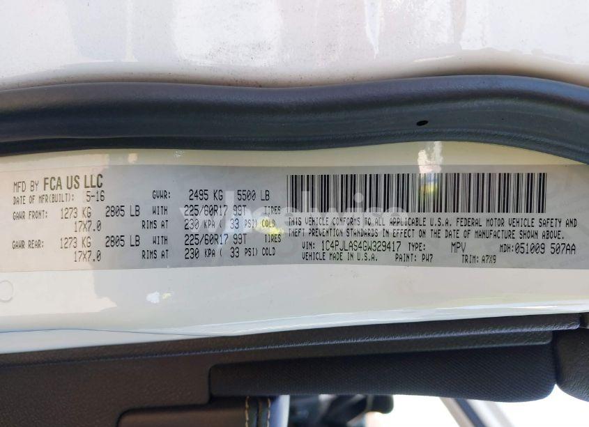 Photo 9 of 2016 Jeep Cherokee SPORT (VIN 1C4PJLAS4GW329417)