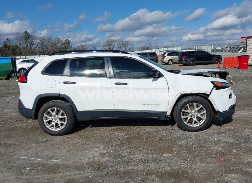 Photo 13 of 2016 Jeep Cherokee SPORT (VIN 1C4PJLAS5GW207990)