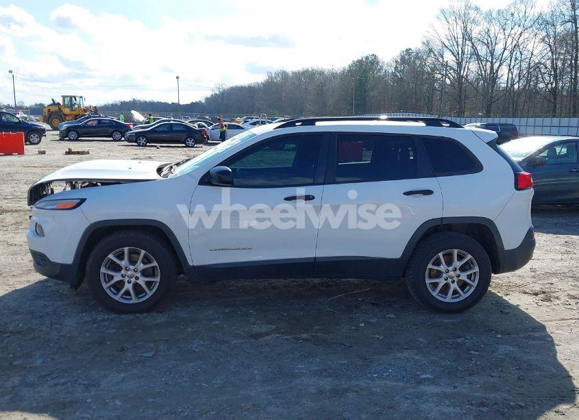 Photo 14 of 2016 Jeep Cherokee SPORT (VIN 1C4PJLAS5GW207990)
