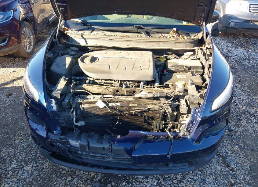 Photo 10 of 2016 Jeep Cherokee SPORT (VIN 1C4PJLAS5GW272919)