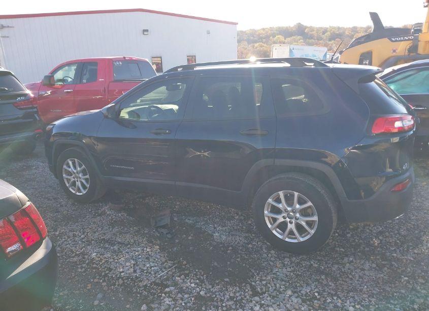 Photo 14 of 2016 Jeep Cherokee SPORT (VIN 1C4PJLAS5GW272919)