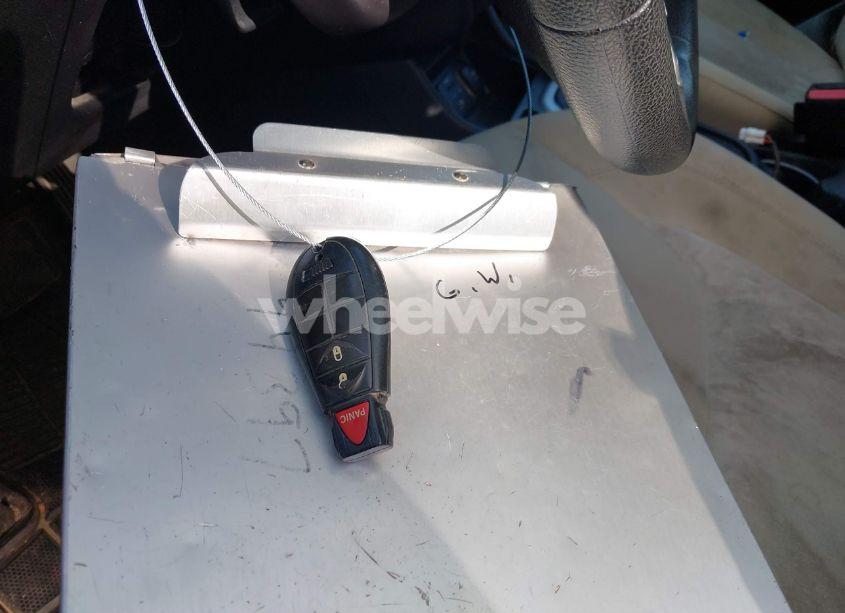 Photo 11 of 2016 Jeep Cherokee SPORT (VIN 1C4PJLAS9GW208334)