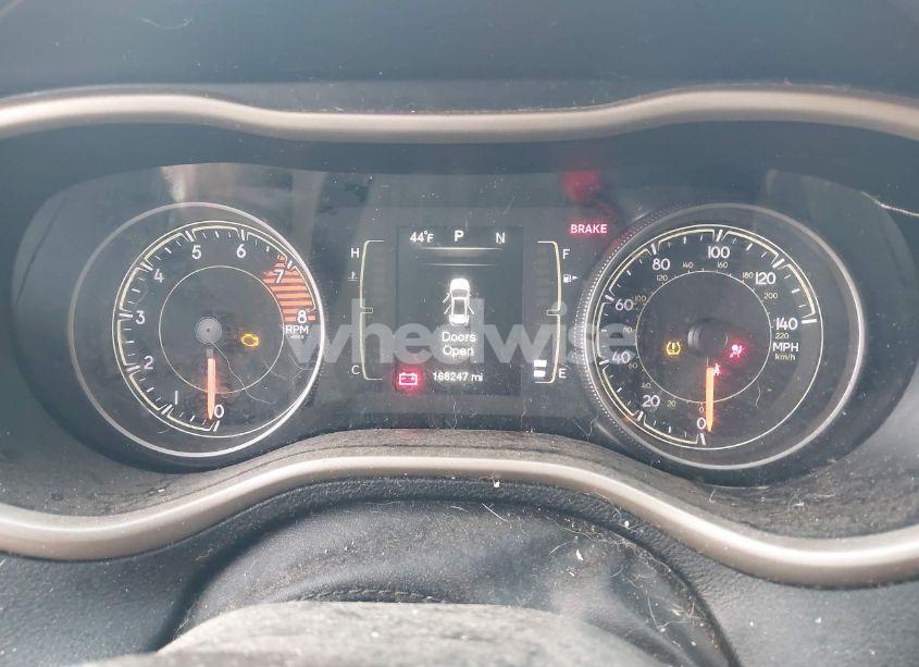 Photo 7 of 2016 Jeep Cherokee SPORT (VIN 1C4PJLASXGW347372)